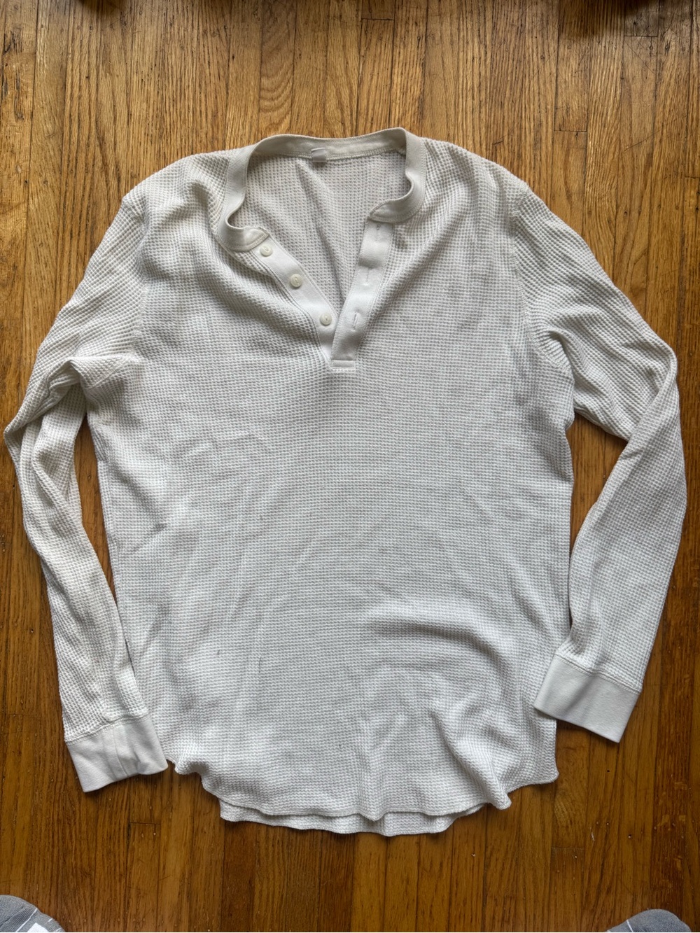 UNIQLO waffle henley